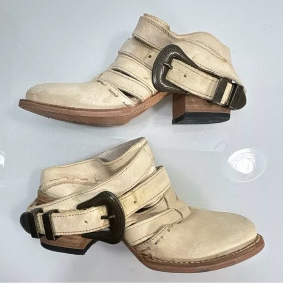 Freebird Womens Beige Lucky Distressed Strappy Buckle Detail Heeled Mules Size 7 - Picture 3 of 10
